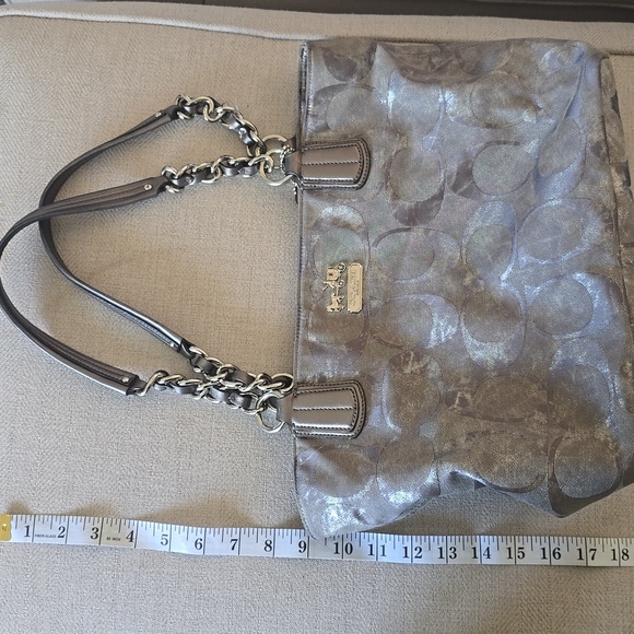 Coach Bag - Picture 15 of 16